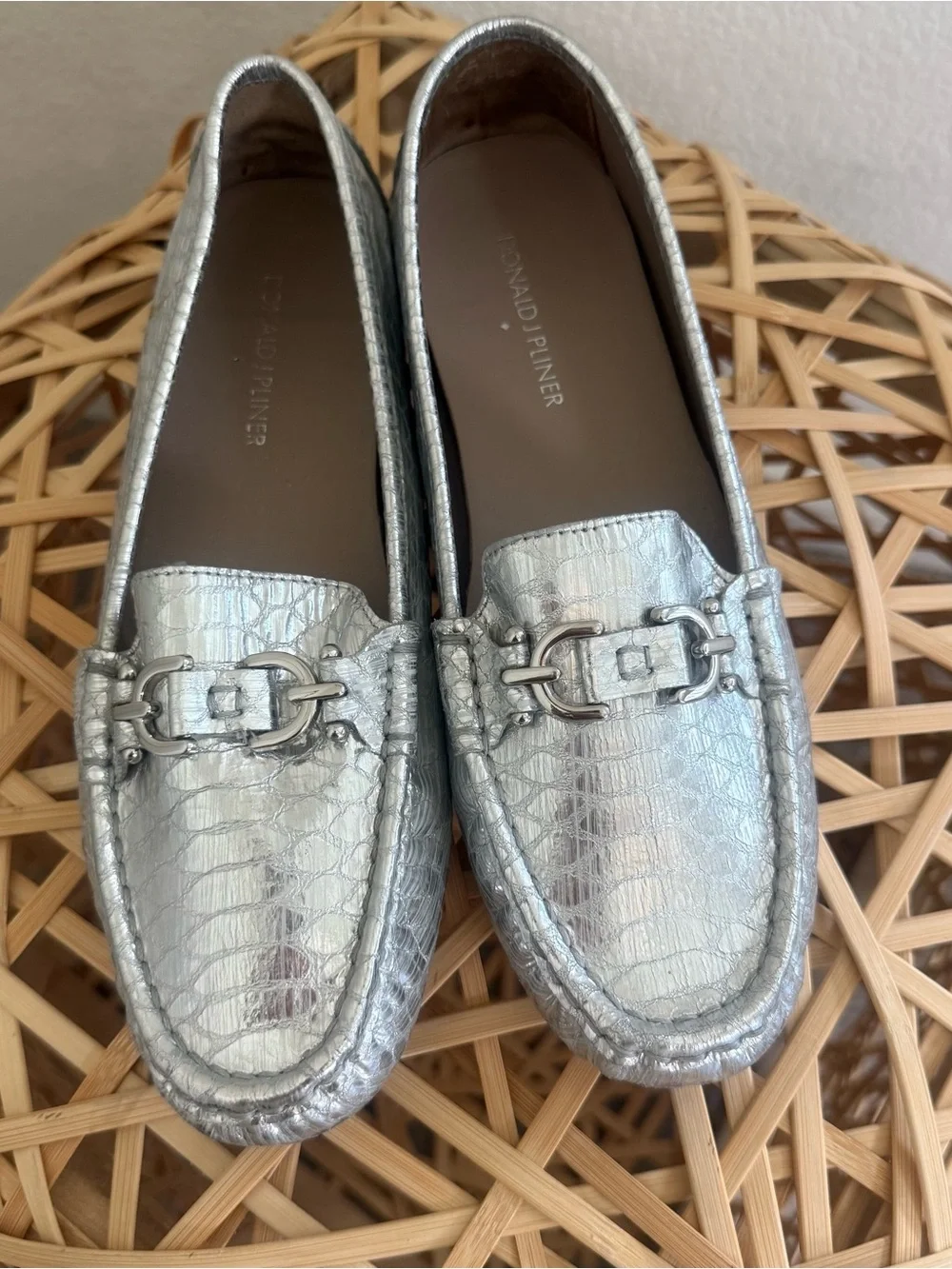 Donald J Pliner Viky Silver Metallic python Snake Print Driving Loafers Size 10